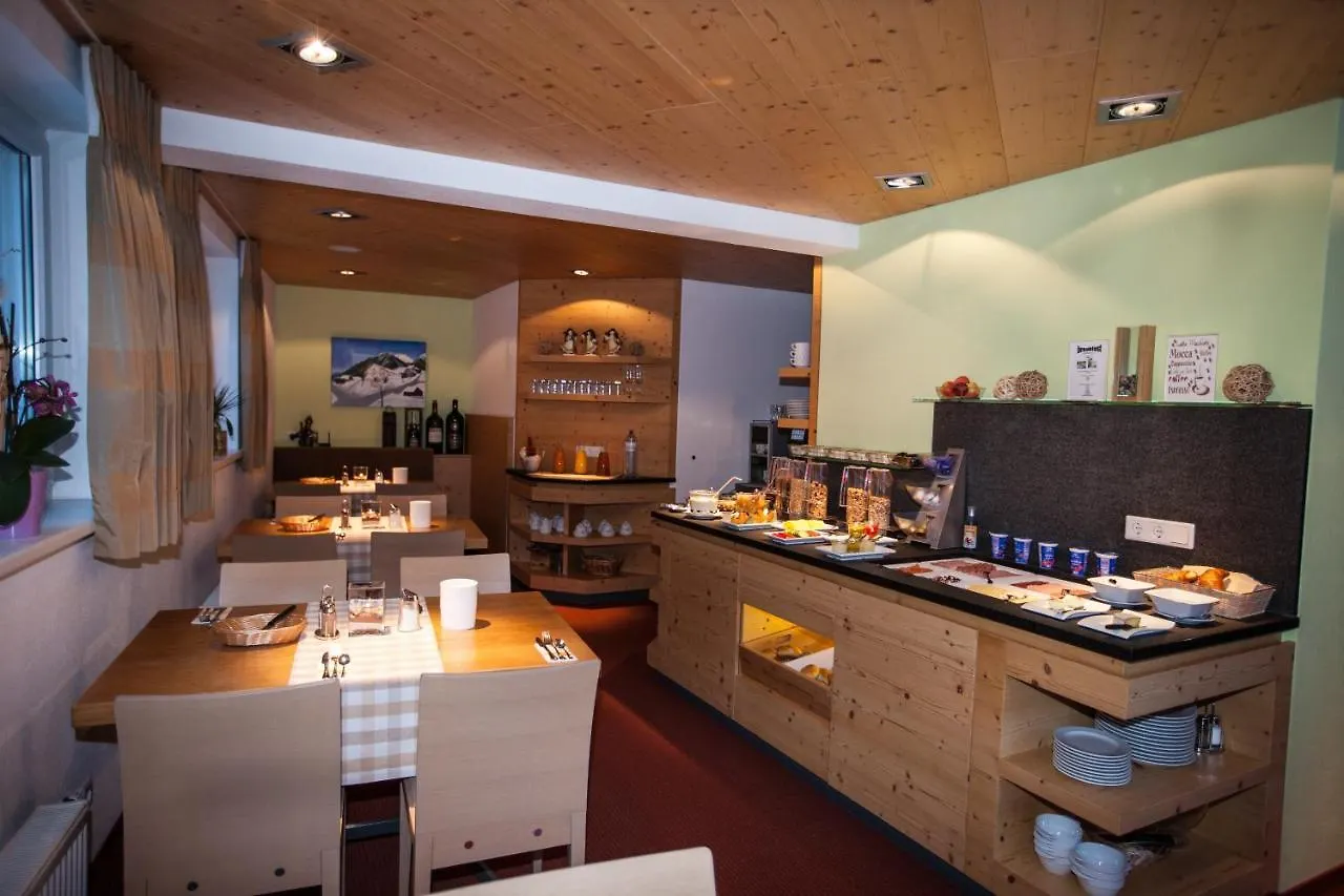 Hotel Garni & Aparthotel Collina Австрия