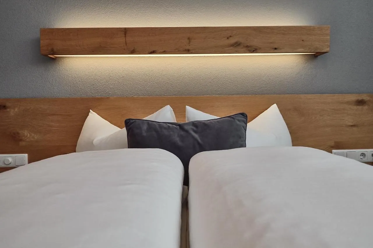 Hotel Garni & Aparthotel Collina Ischgl