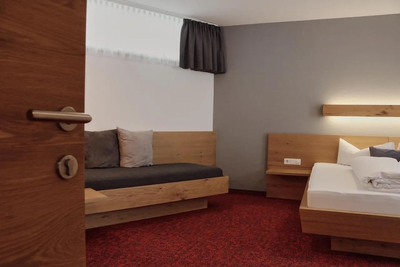 Hotel Garni&Aparthotel COLLINA Ischgl