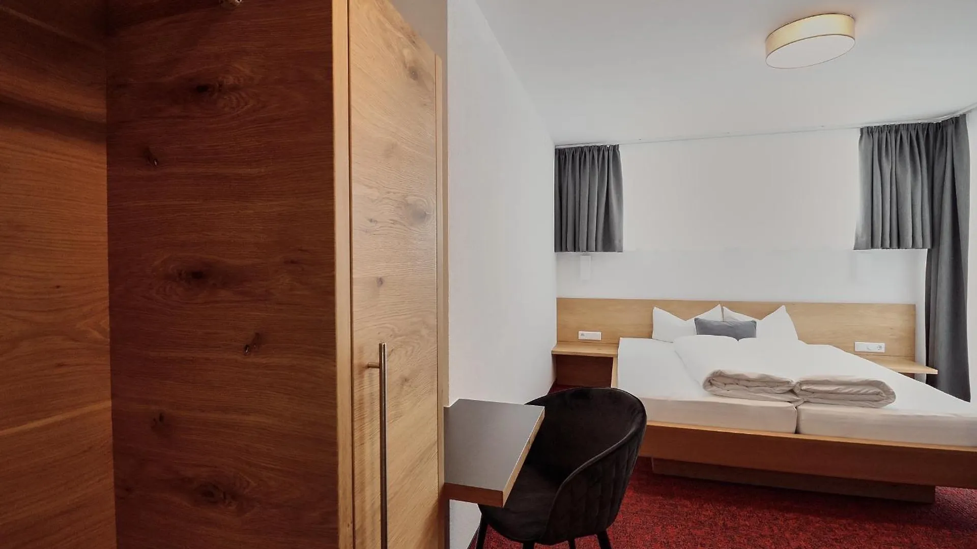 Apartment Hotel Garni&Aparthotel COLLINA Ischgl