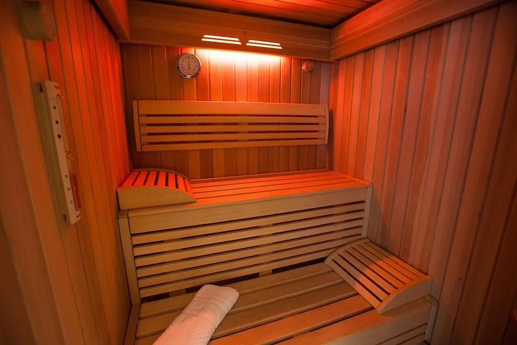 Hotel Garni&Aparthotel COLLINA Ischgl 4*,  Österreich